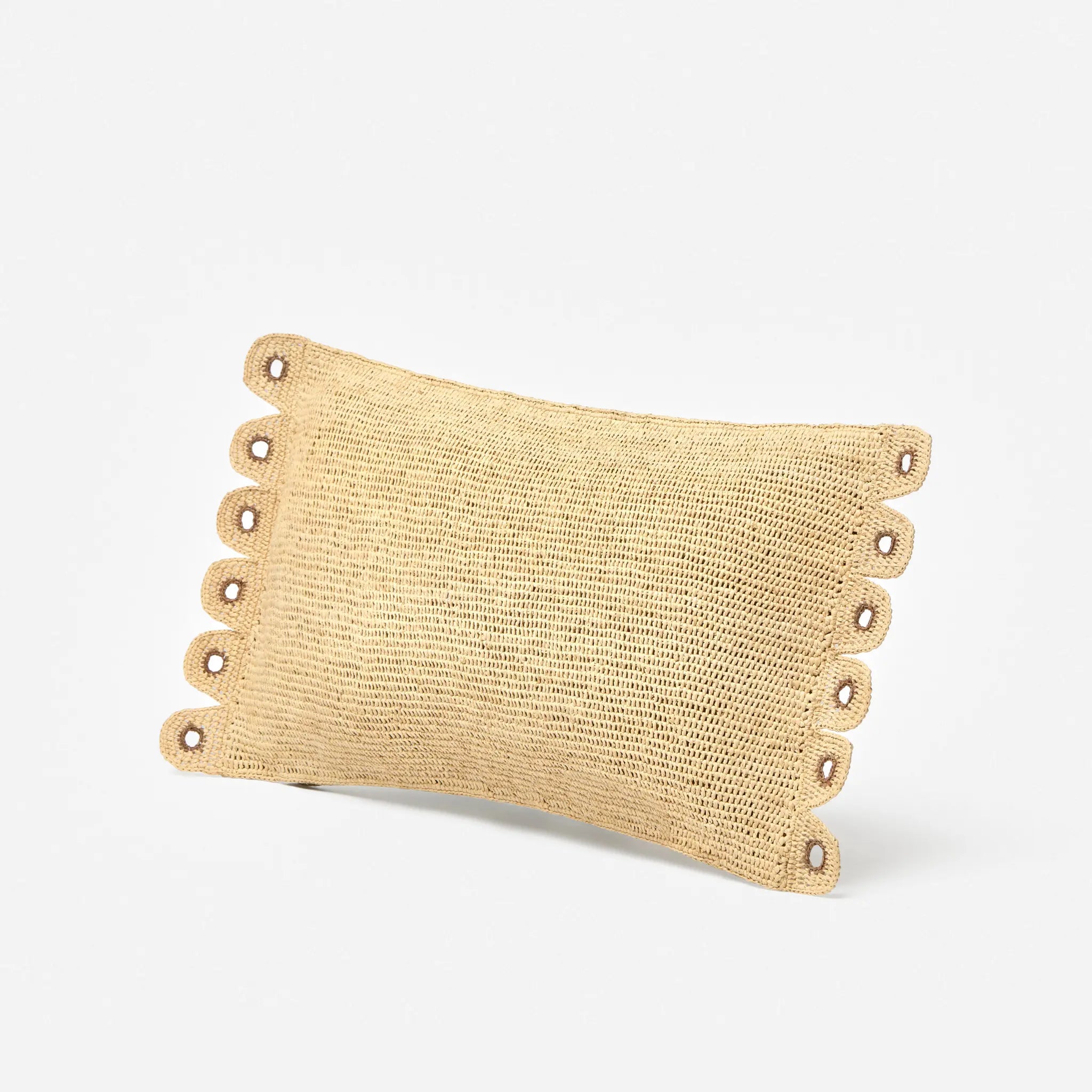 LAVAKA Cushion