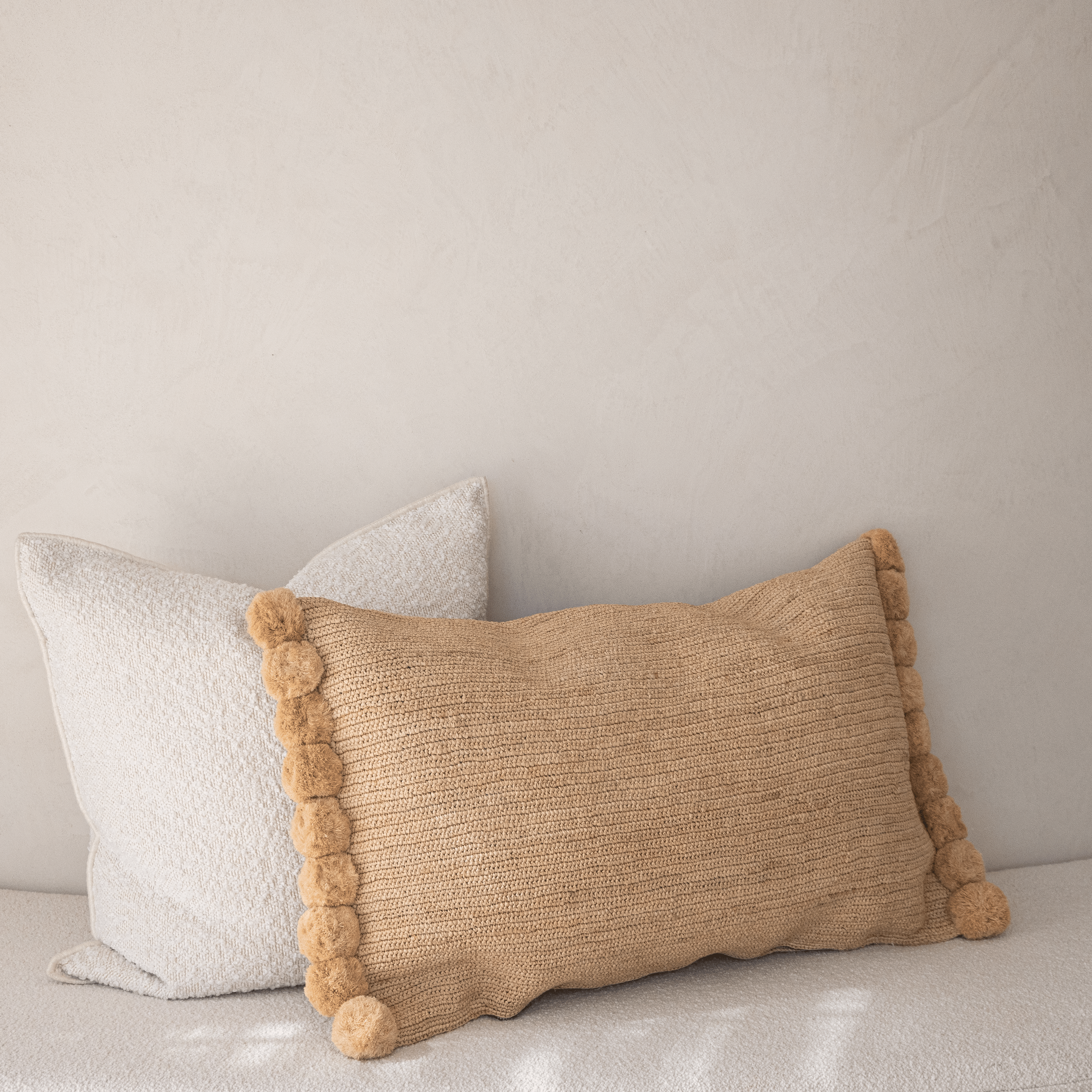 Tanora Raffia Decor