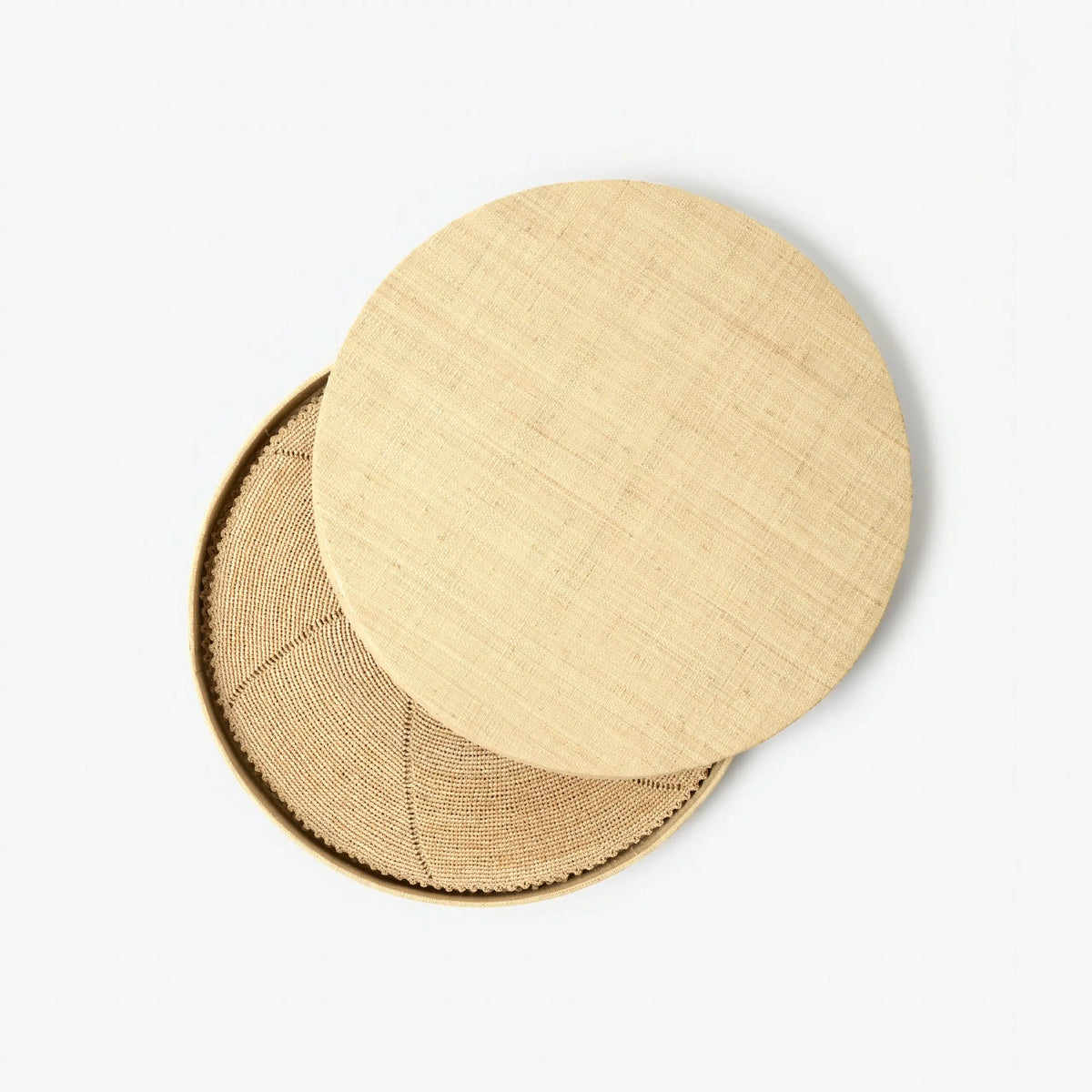 AKORA Raffia Gift Box